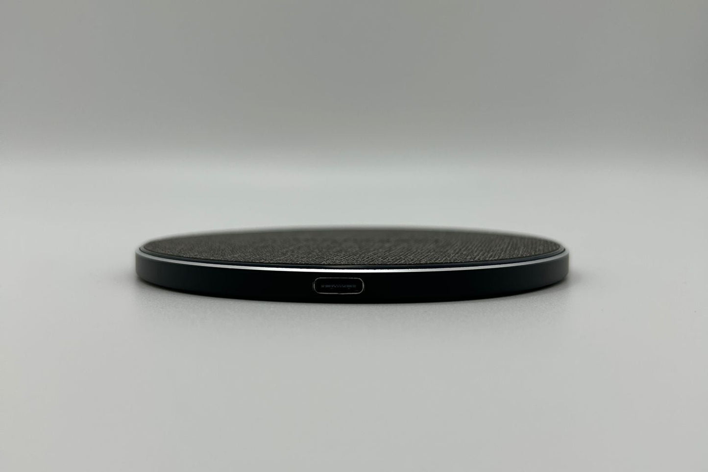 15W Wireless Fast Charger mit USB-C – Inkl. Ladekabel